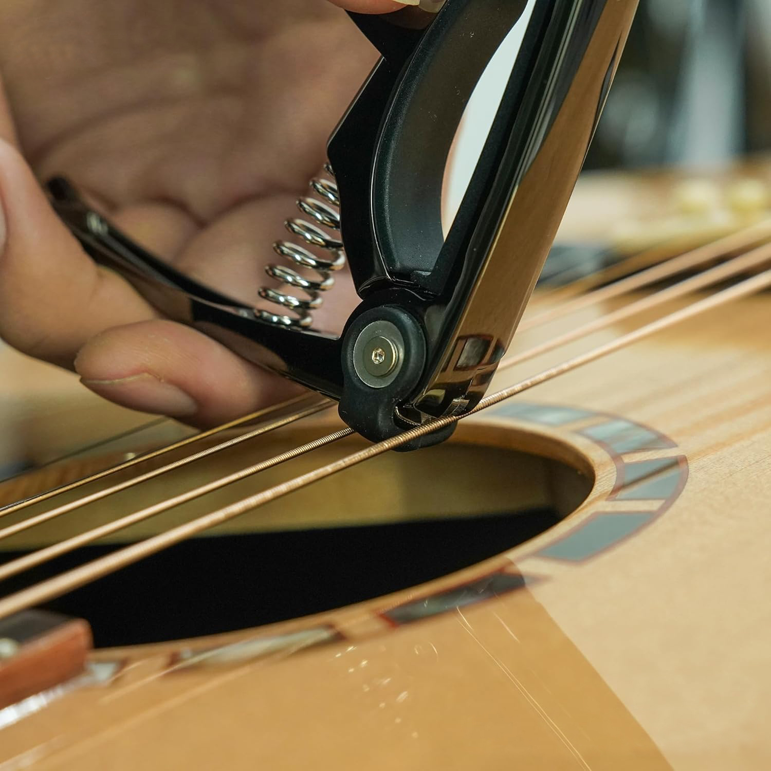 Capo de guitare 4-en-1 pour gu - Musical Instrument Types avis et prix